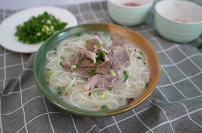 远安原味汤粉王培训